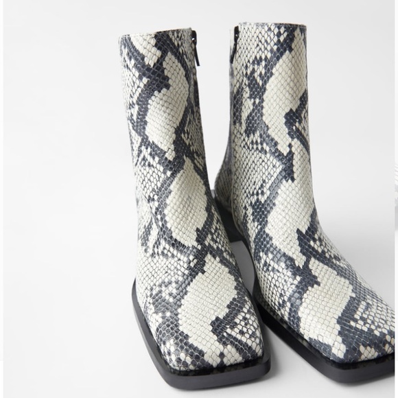 Zara snakeskin heeled square toe ankle boots - Picture 2 of 8